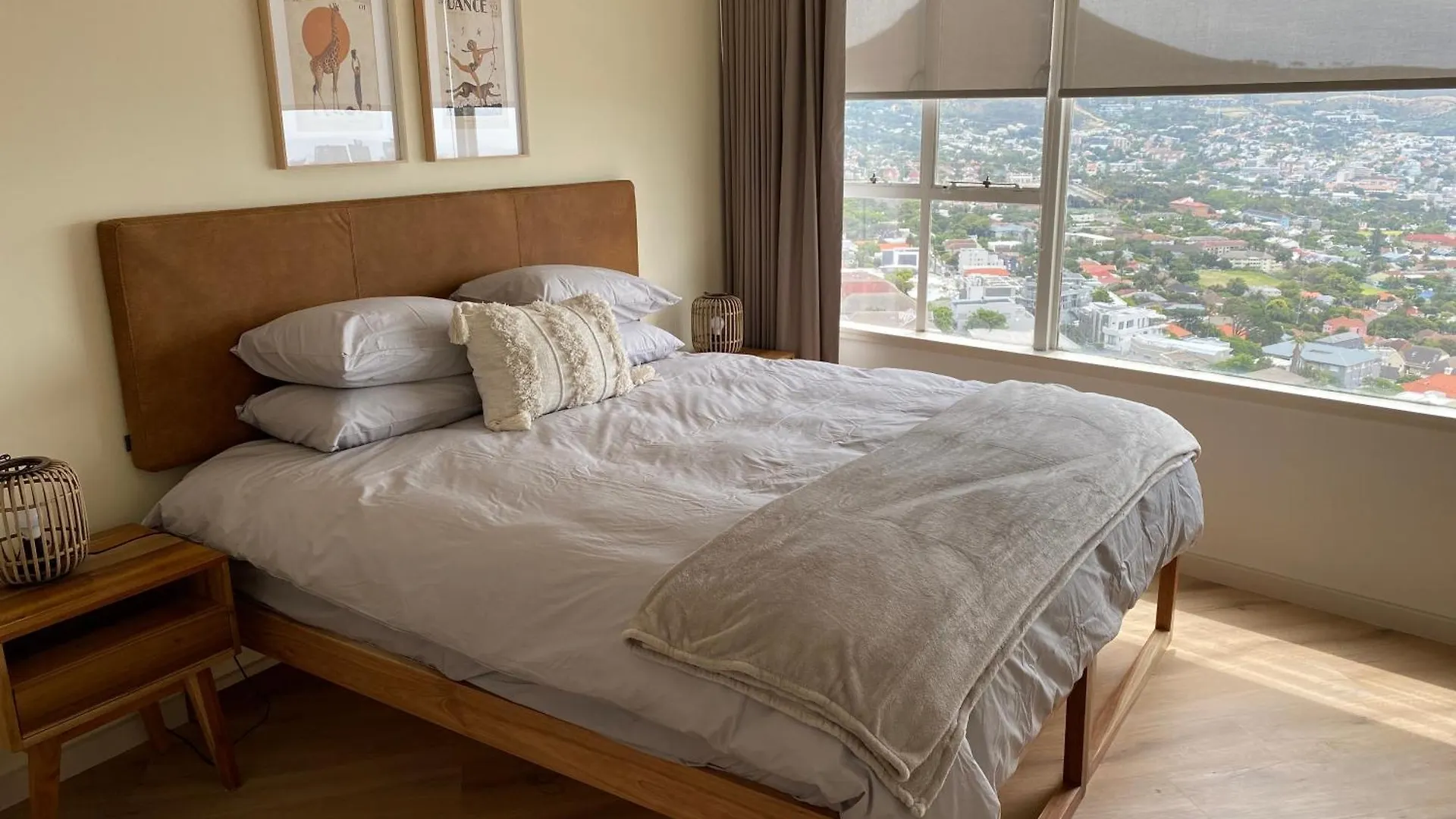 Ferienwohnung Brand New Gem With Breathtaking Views Of Kapstadt Südafrika
